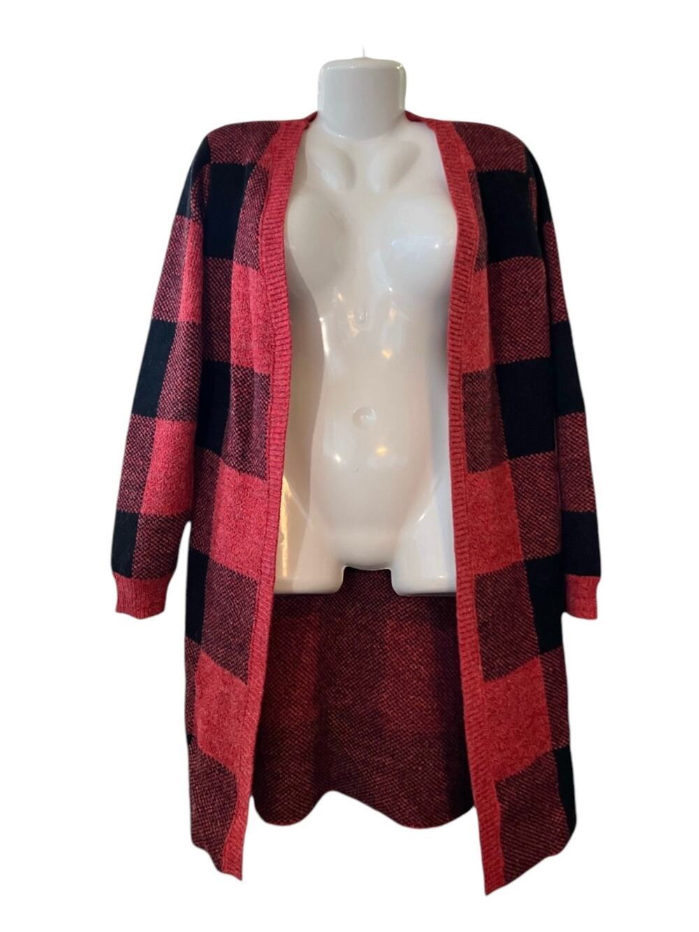 Monteau Los Angeles Women's Red/Black Buffalo Plaid Open Cardigan Sweater SZ M